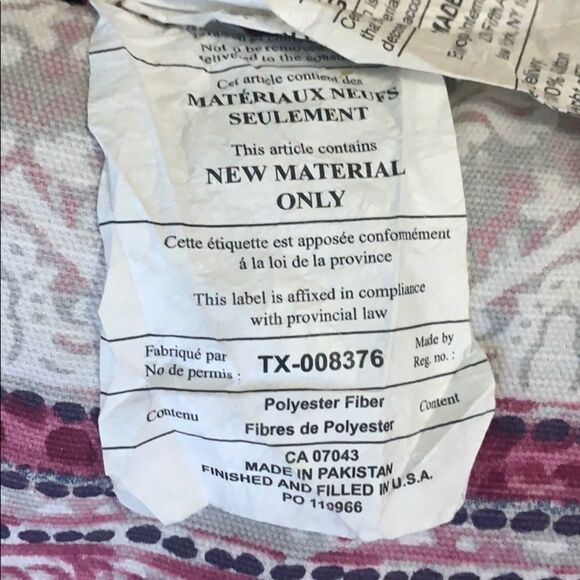 ENVOGUE OVERSIZE DECORATIVE PILLOW‎ SIZE 18X20 - Picture 6 of 9